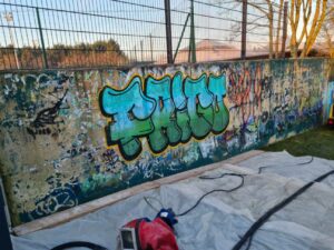 Décapage graffiti